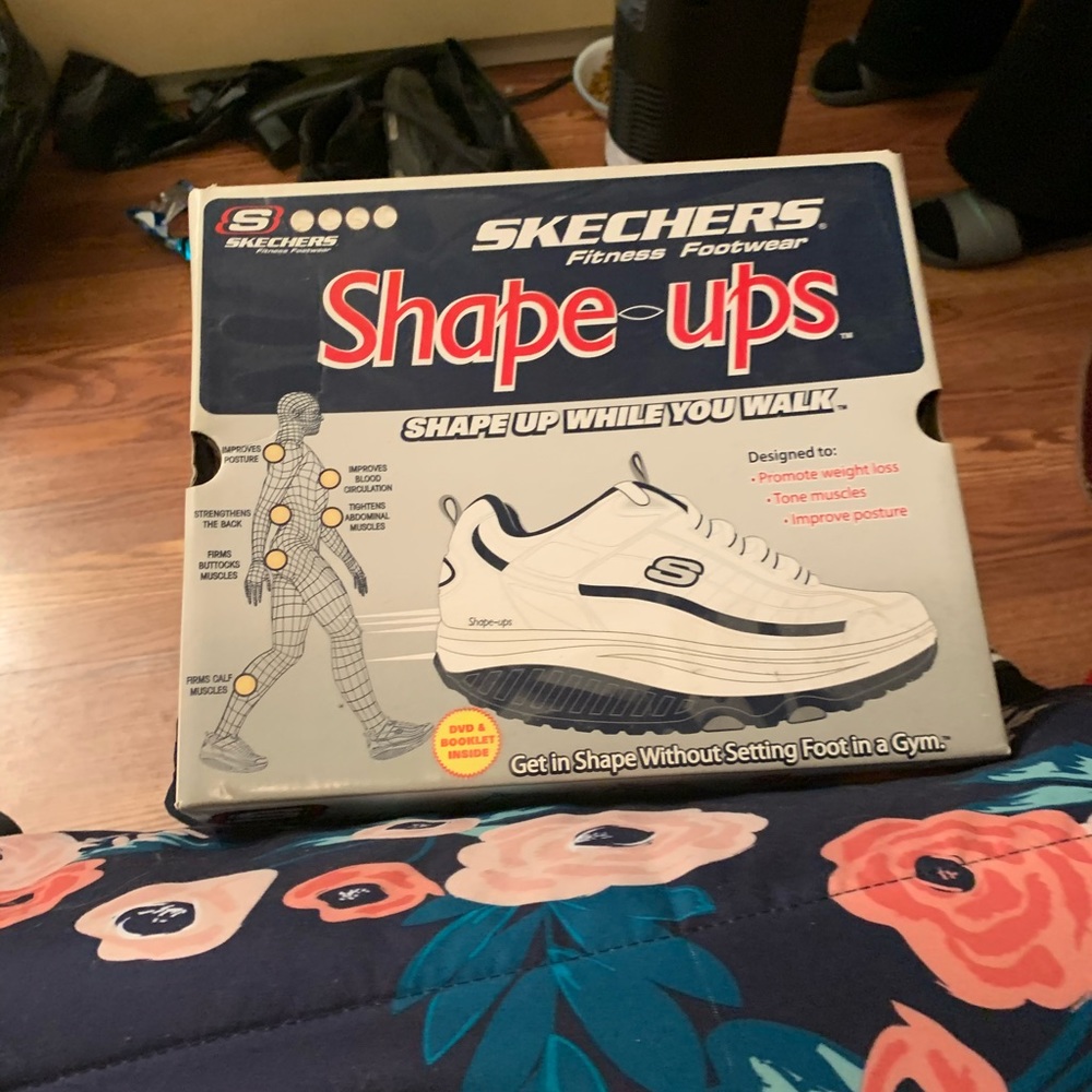 Men’s size 9 shape ups wore once asking $50 obo